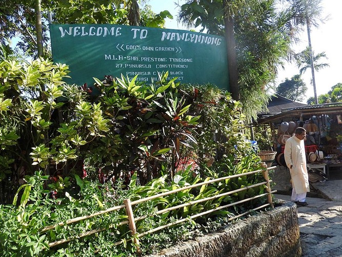 MAWLYNNONG, The cleanest village in Asia