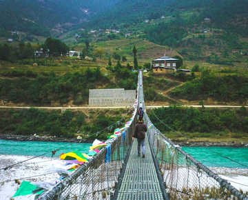 Thimphu 2N – Wangdue / Punakha 1N – Paro 2N