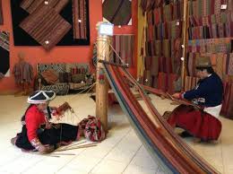 CENTRO_DE_TEXTILES_TRADICIONALES_DEL_CUSCO.jpg