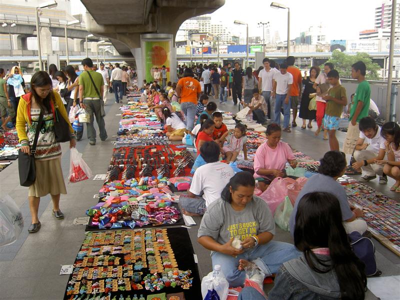 beach_plaza_market_in_krabi.jpg