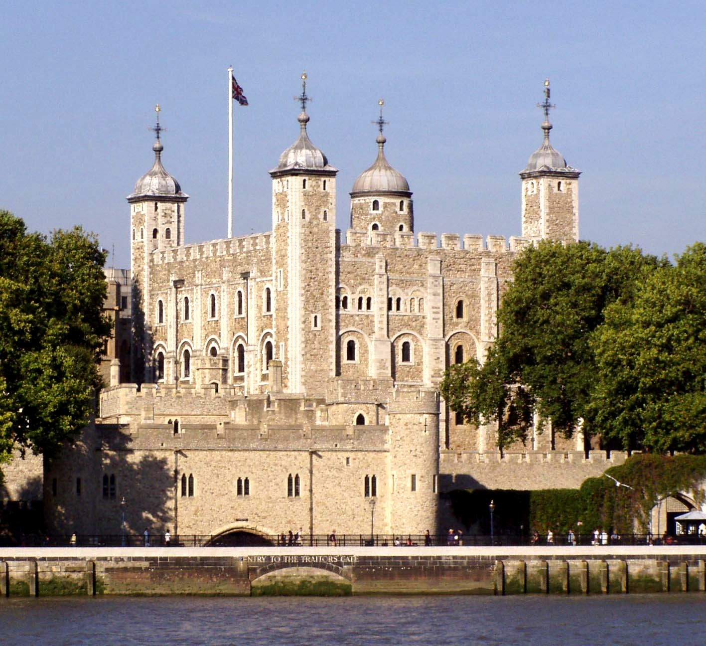 Tower_of_London_Traitors_Gate.jpg