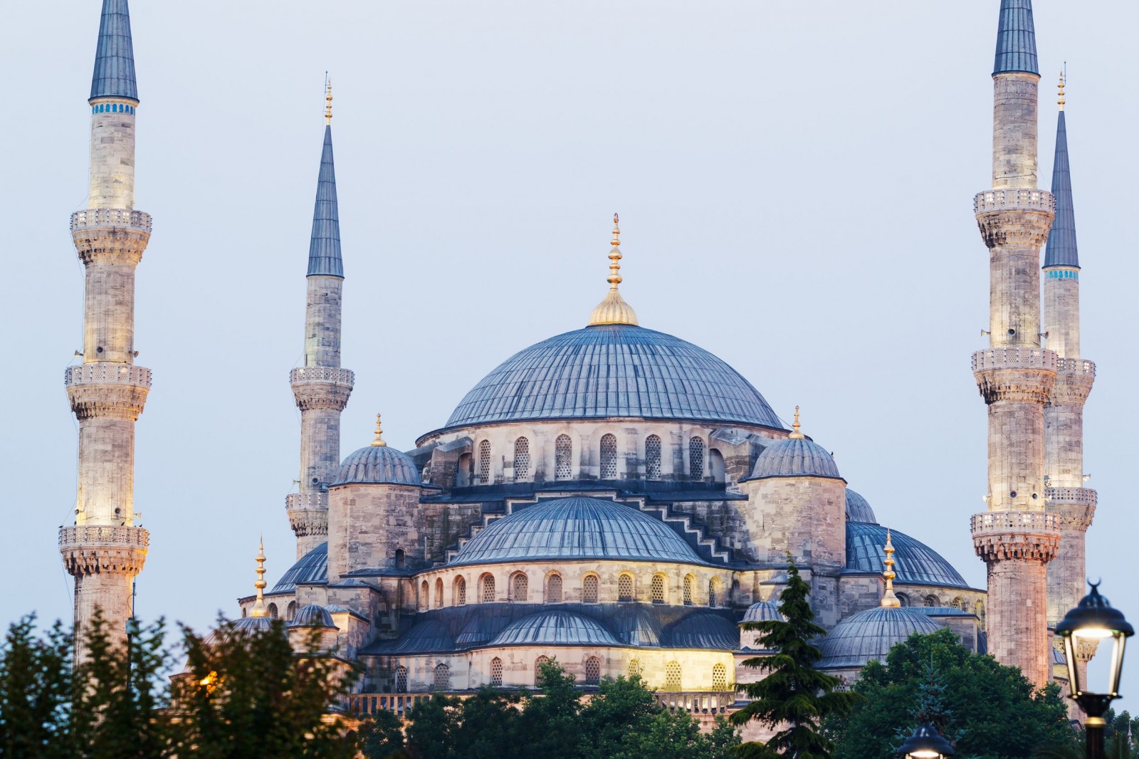 the-blue-mosque-istanbul-turkey-1600x1066.jpg