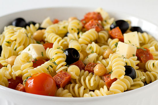 italian-pasta-salad-2-550.jpg