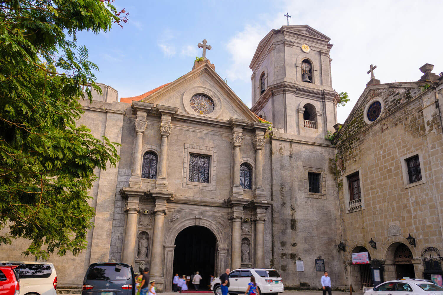San-Agustin-Church-Manila.jpg