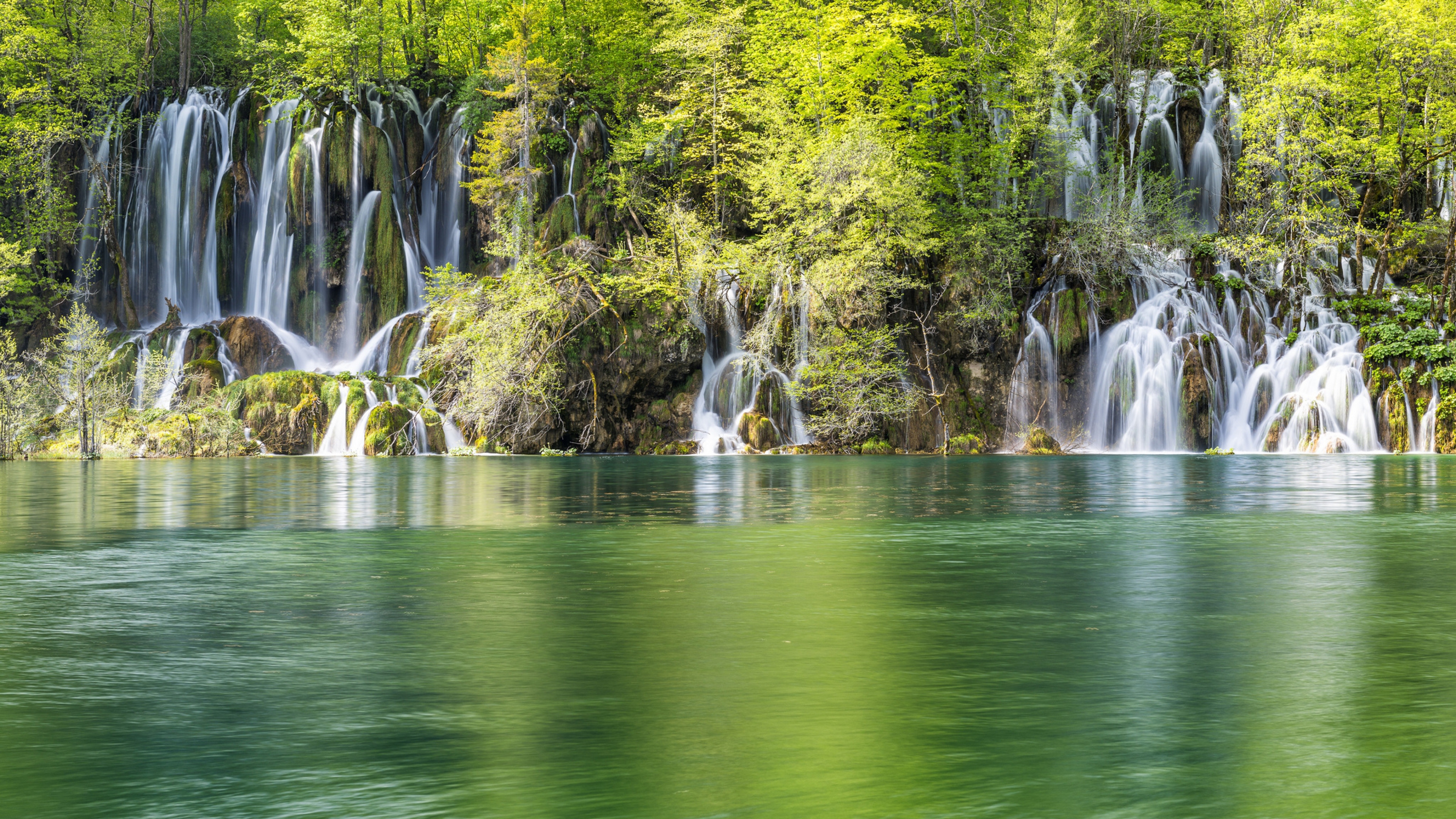 ZAGREB – PLITVICE LAKES NATIONAL PARK – SPLIT