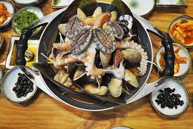 Samseonghyeol_seafood_soup.jpg