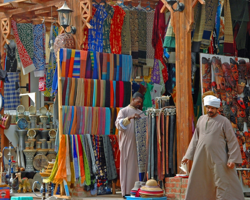 Aswan_Souk.jpg