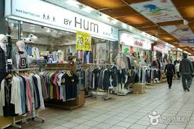 Cheju_Underground_Shopping_Street.jpg