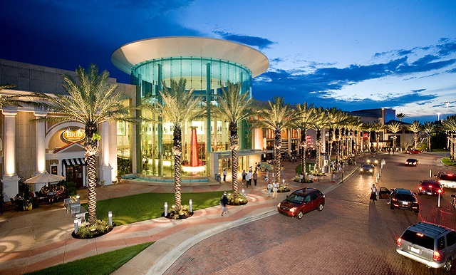 shopping_the_mall_millenia_orlando.jpg