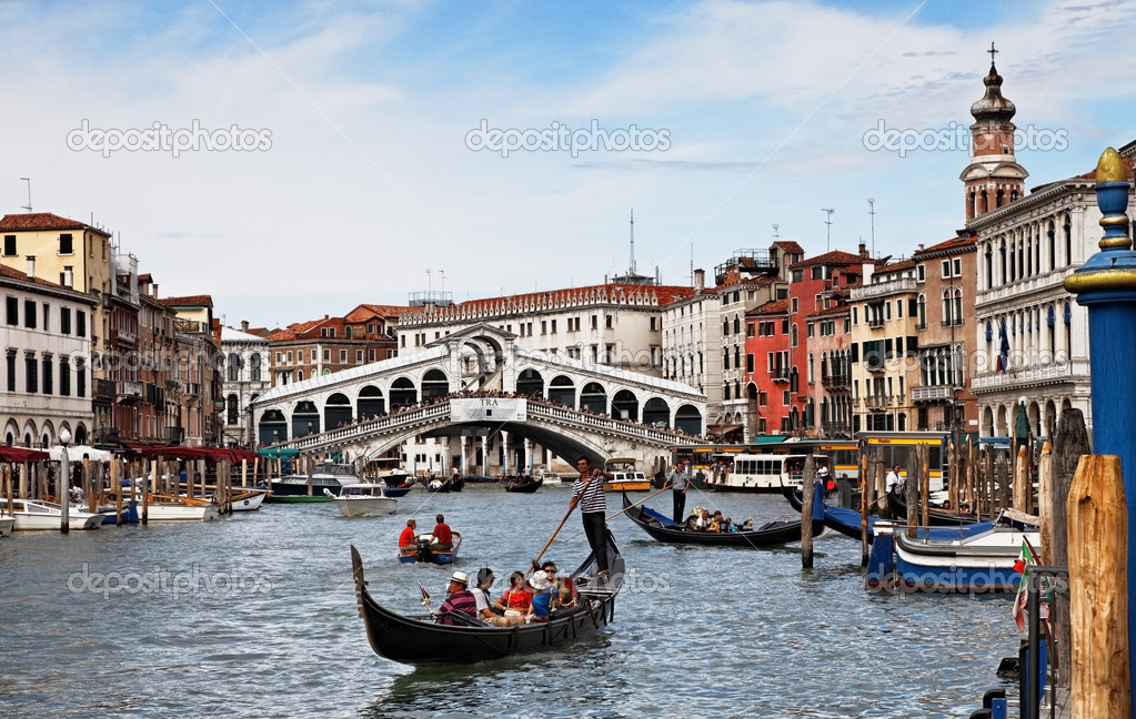 depositphotos_19113169-Grand-Canal-in-Venice.jpg