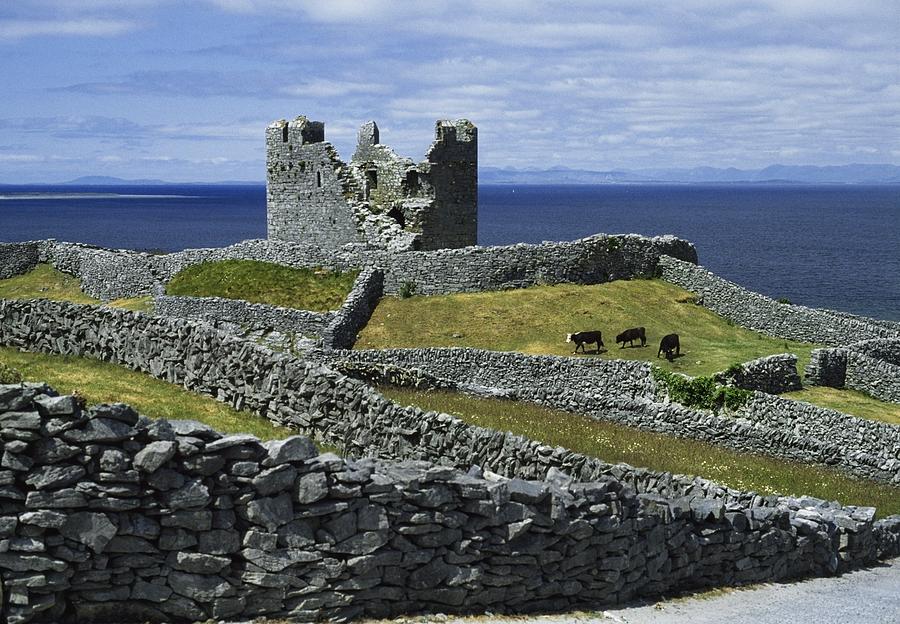 inisheer-aran-islands-co-galway-the-irish-image-collection-.jpg