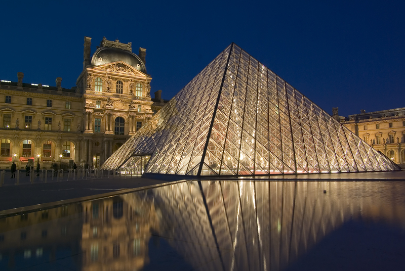 louvre.jpg