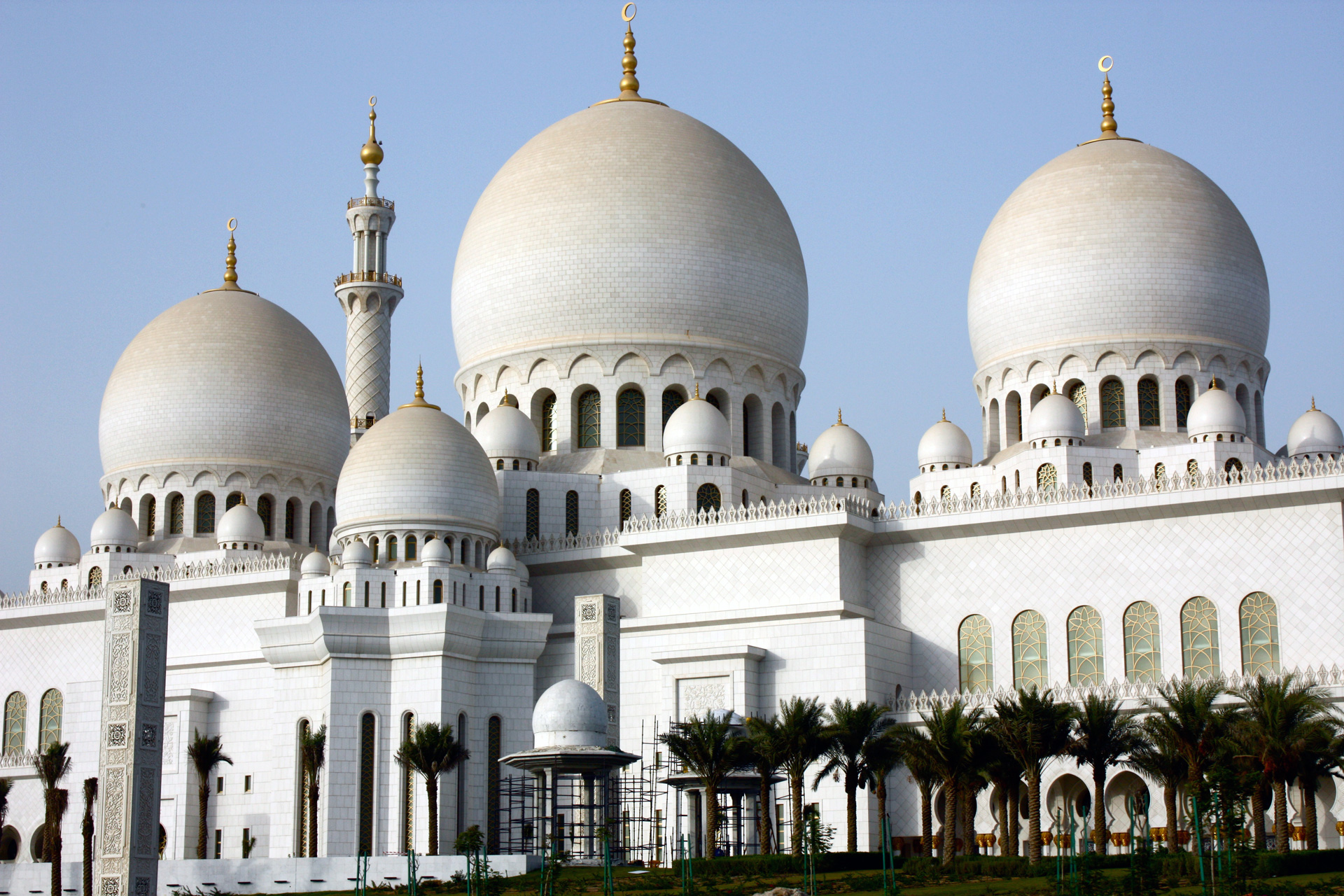 sheikh-zayed-grand-mosque-abu-dhabi-uae.jpg