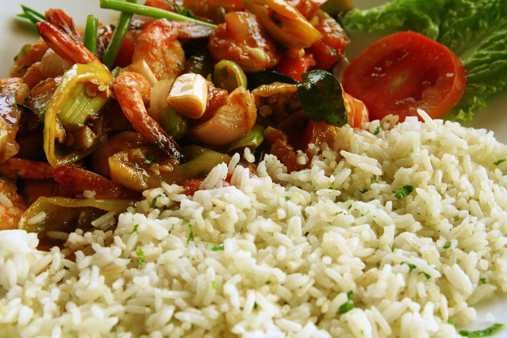 FoodAtUnawatuna_RiceAndPrawns.jpg