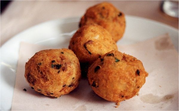 bolinho_de_bacalhau.jpg