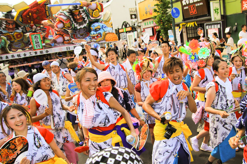 Aomori_Nebuta_Festival.jpg