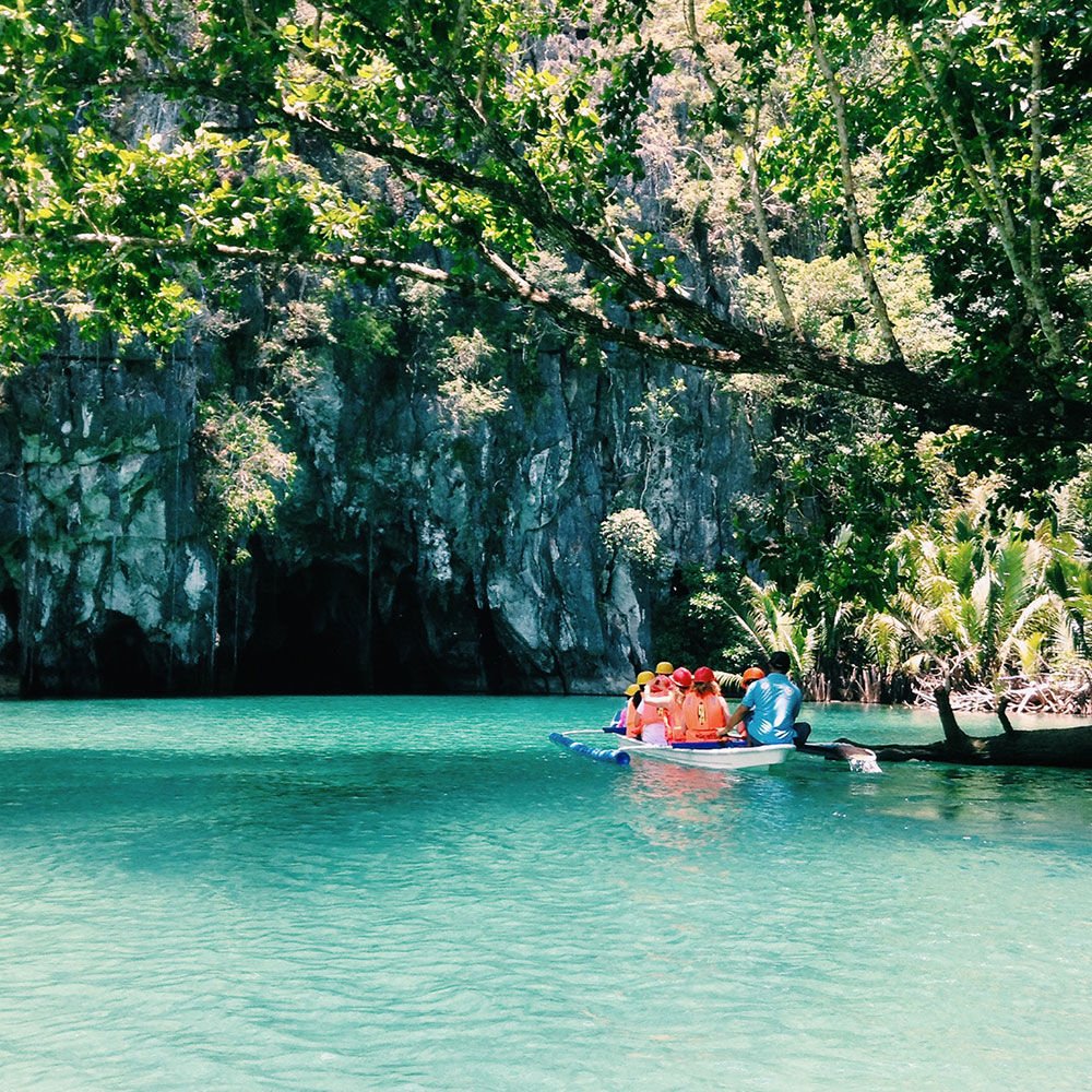 Puerto-Princesa-Underground-River-Palawan.jpg