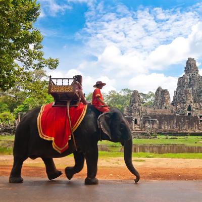 Siem Reap-Transfer to Phnom Penh by road